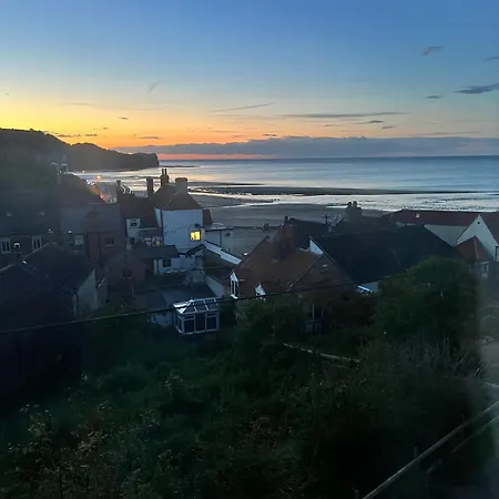 From House Close To The Sea Dom wakacyjny *