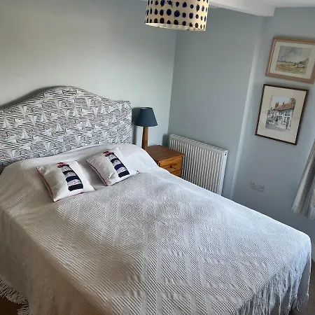 From House Close To The Sea Dom wakacyjny *